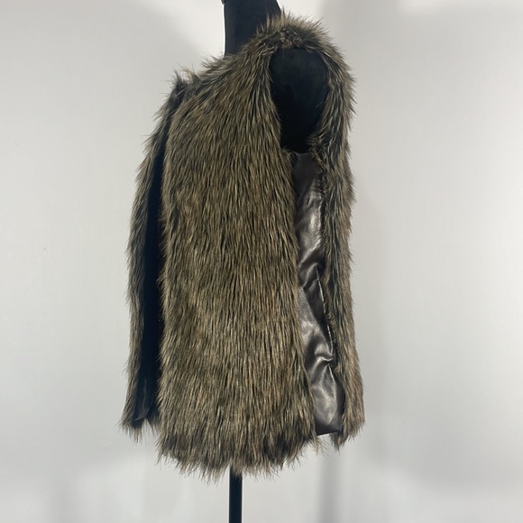 Miss London, Retro Faux Fur Vest, Size Medium, brown, Vintage look - Picture 2 of 11